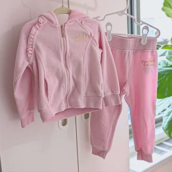 Juicy Couture Pink And Gold Velour Jogger Set Hoodie and pants pink Size 2T - Picture 1 of 14